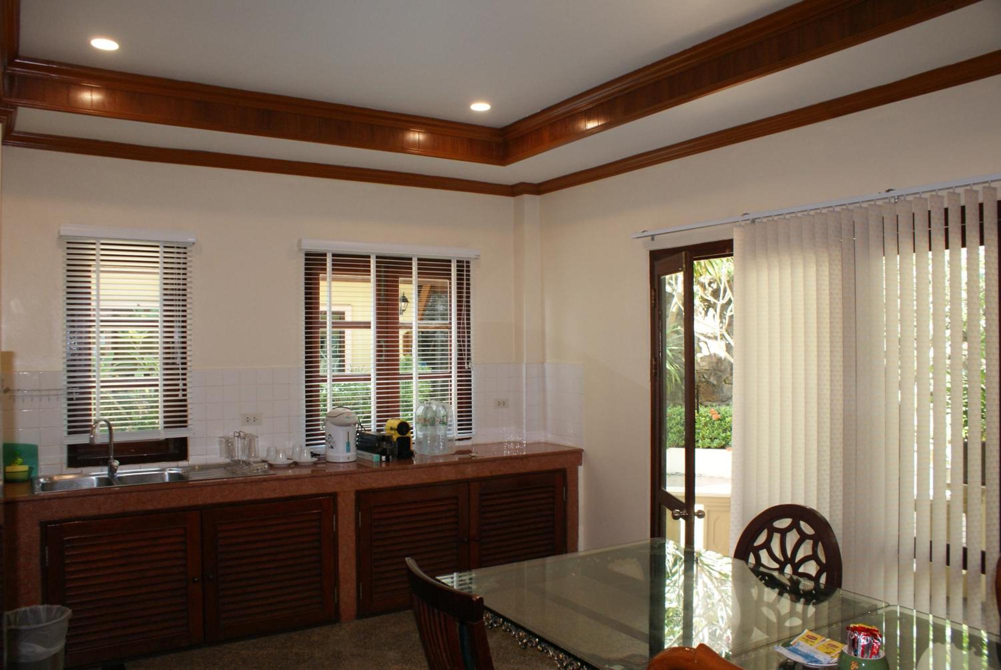 Prince Edouard Apartments & Resort Sha Extra Plus Patong Ngoại thất bức ảnh