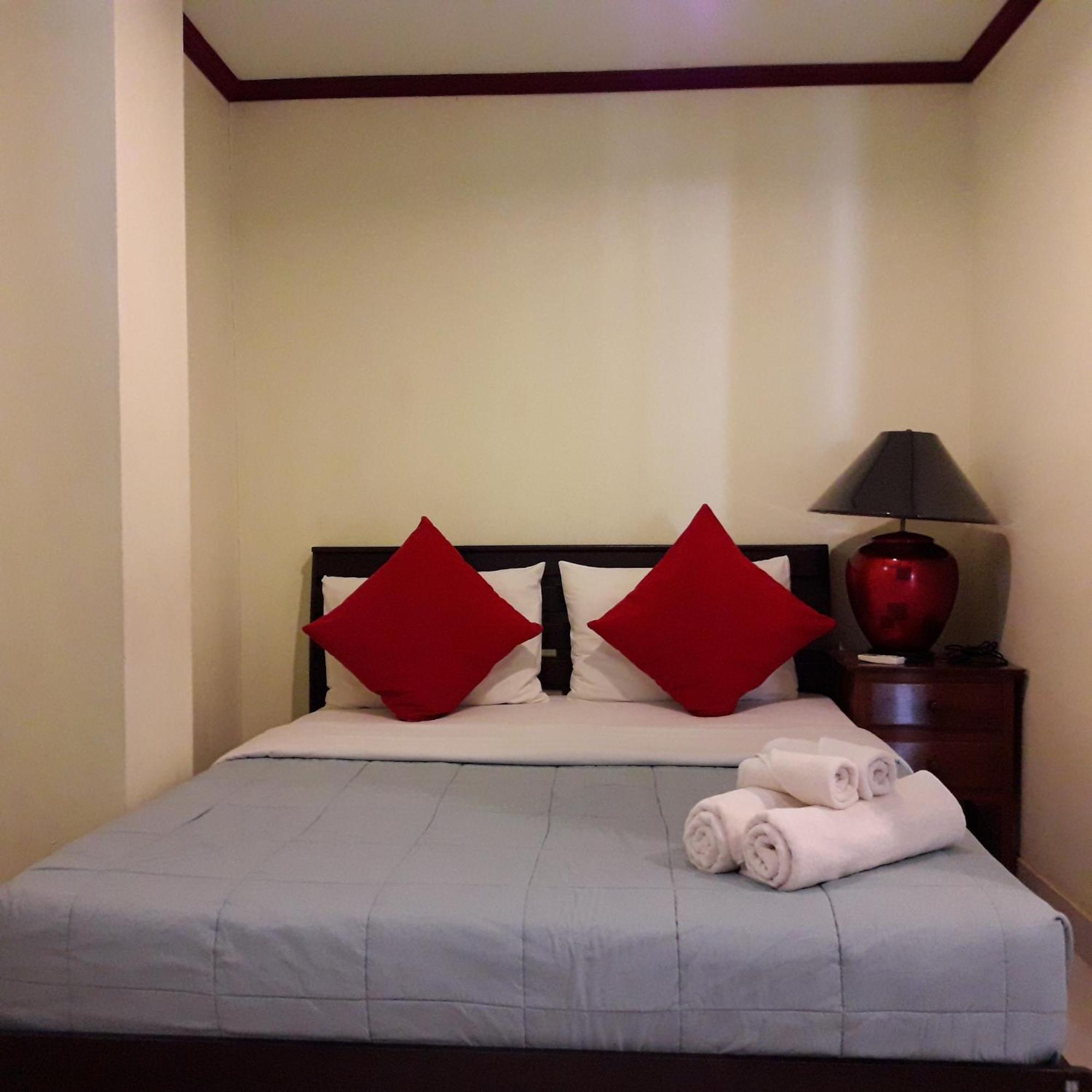 Prince Edouard Apartments & Resort Sha Extra Plus Patong Ngoại thất bức ảnh